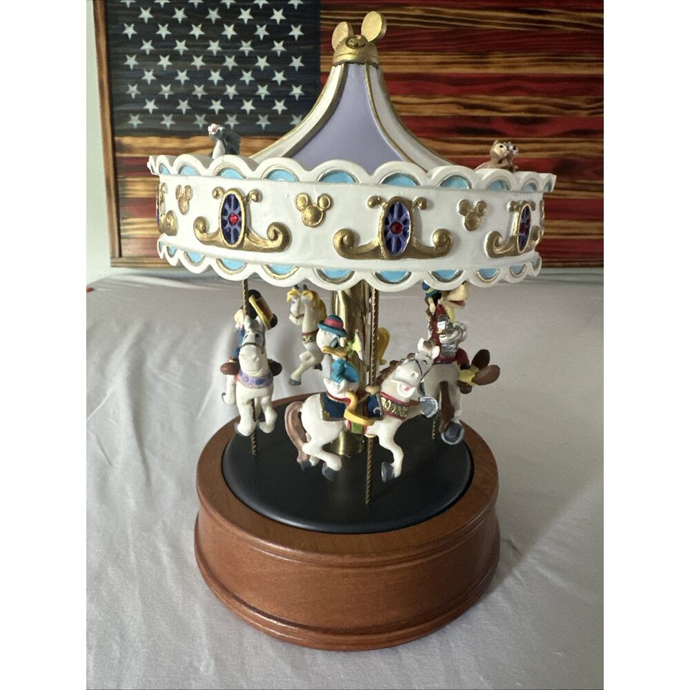 Mickey Carousel Music Box Mickey & Friends Few Of My Fav Things Disney Willitts
